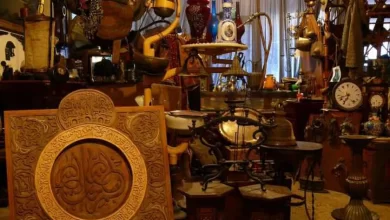 الانتيكات والتحف