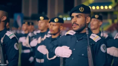 طلاب كلية الملك فهد السعودية