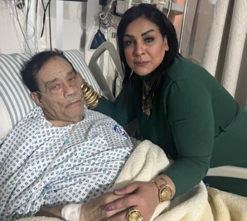 حلمي بكر وزوجته